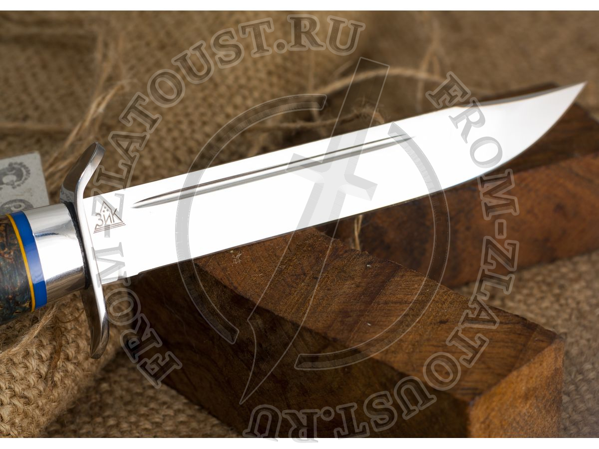 Нож разведчика. Рукоять комбинированная люкс: стабилизированная карельская береза, фибра. Алюминий. Сталь 95х18